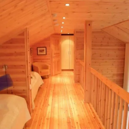 Charming Lapland With Mountain Views And Private Sauna
