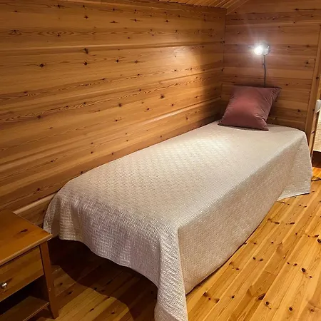 Charming Lapland With Mountain Views And Private Sauna Pyhahuhta